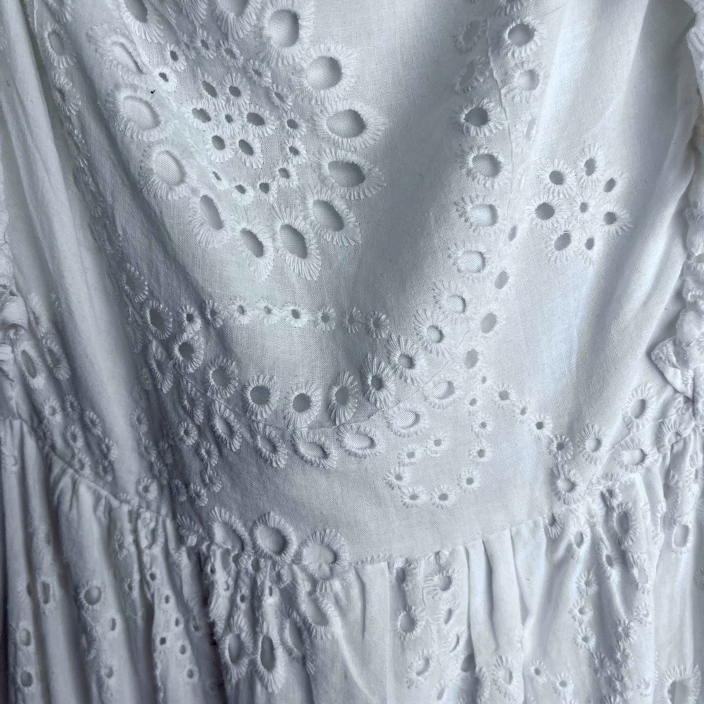 SUMMER LACE DRESS